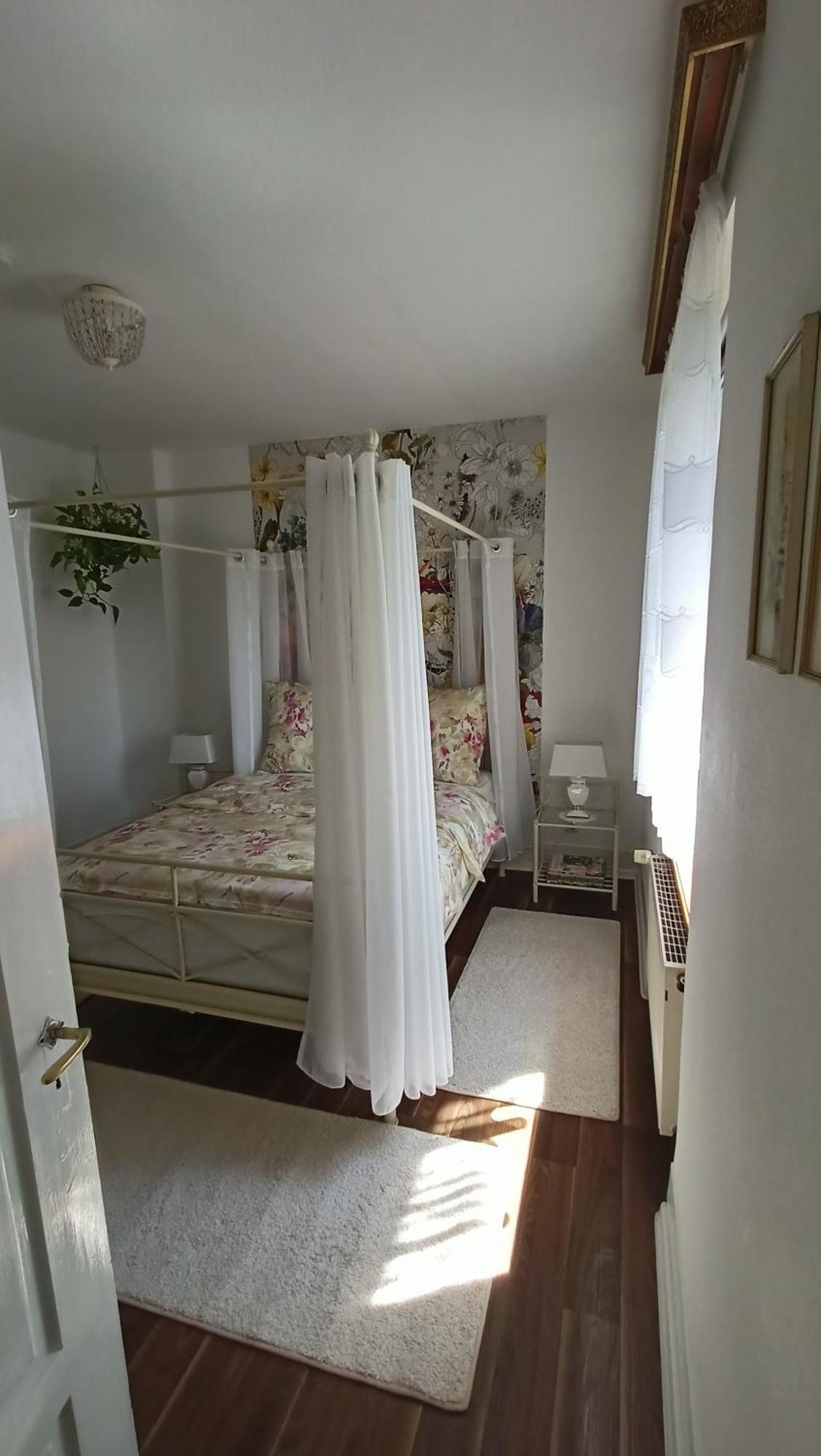 Urlaub Mit Charme In Der Kleinsten Stadt Der Pfalz. Obermoschel Exterior foto